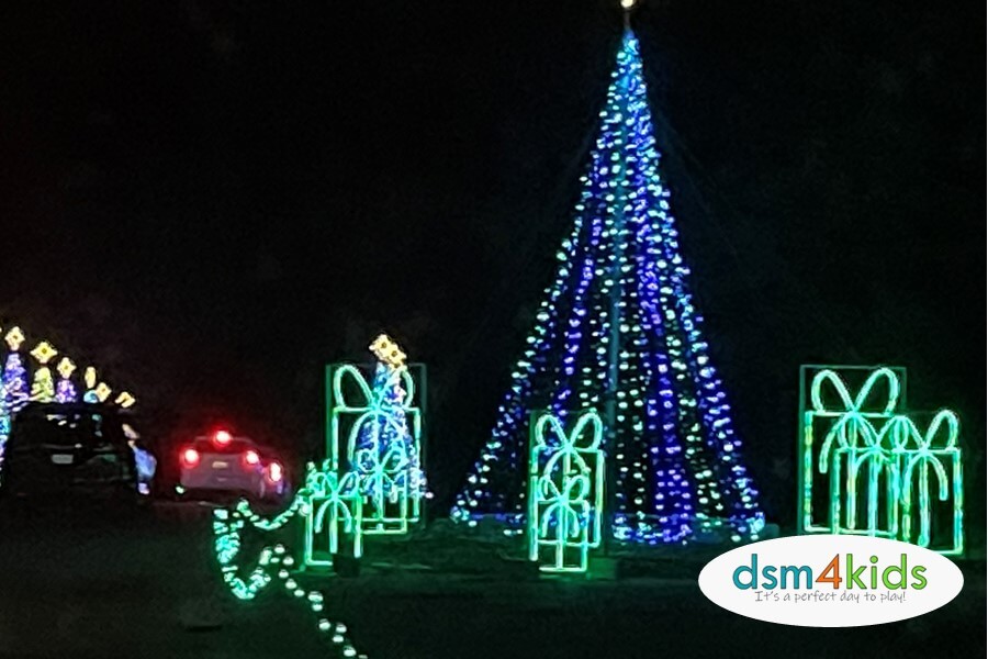 Holiday Lights & Christmas Displays in Des Moines dsm4kids